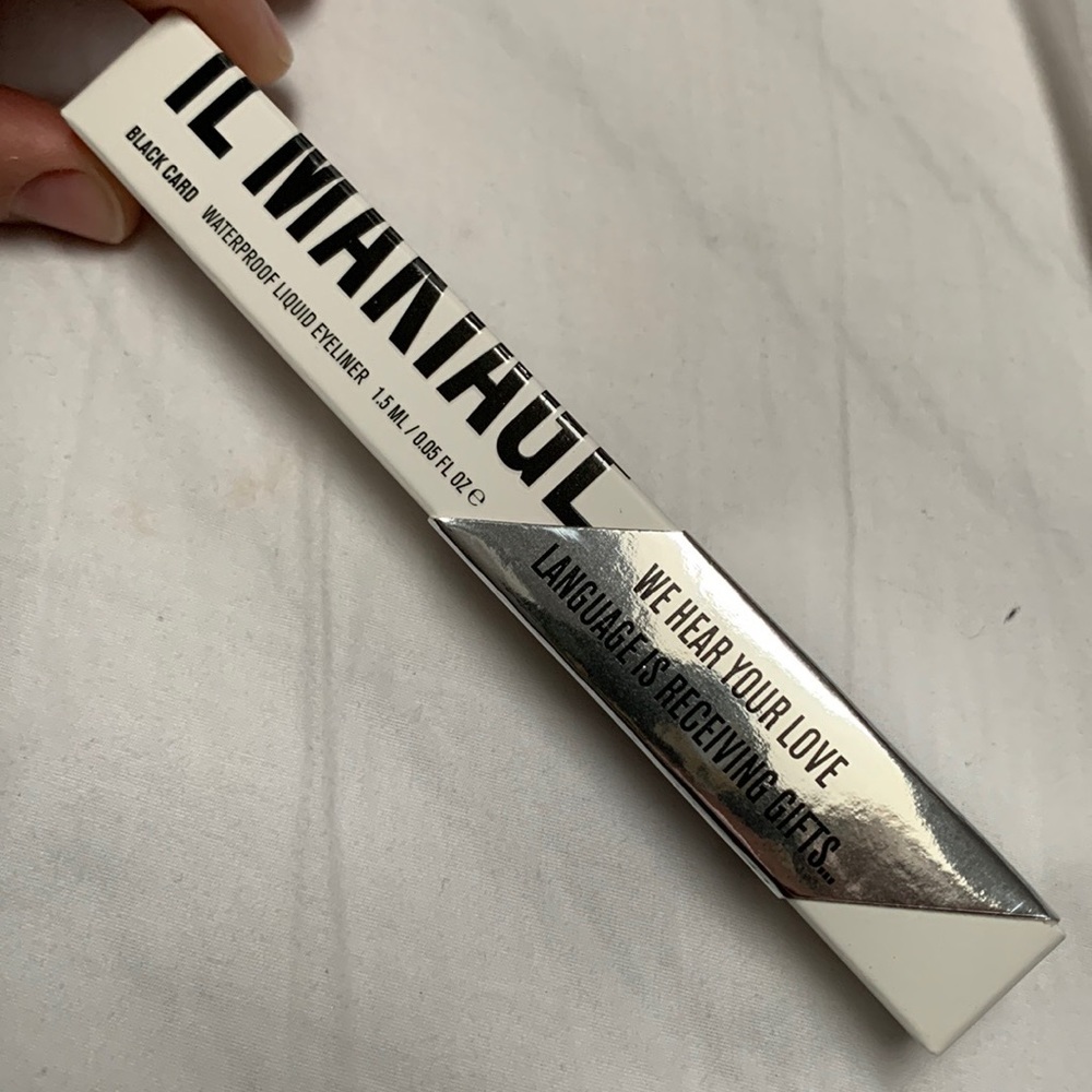 IL MAKIAGE Liquid Black Waterproof Eyeliner